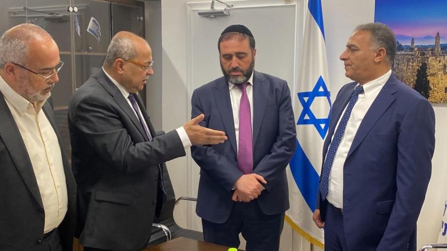 بحضور الطيبي وبدحي والسعدي : الاعلان عن كفرقرع مدينة